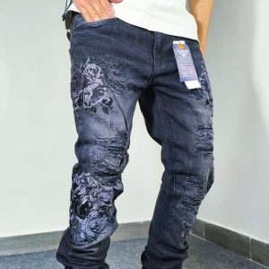 jean negro detalle parche